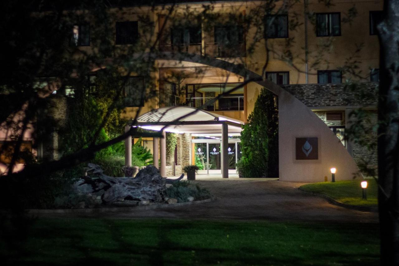 Hotel Balneario Valle Del Jerte Valdastillas Bagian luar foto